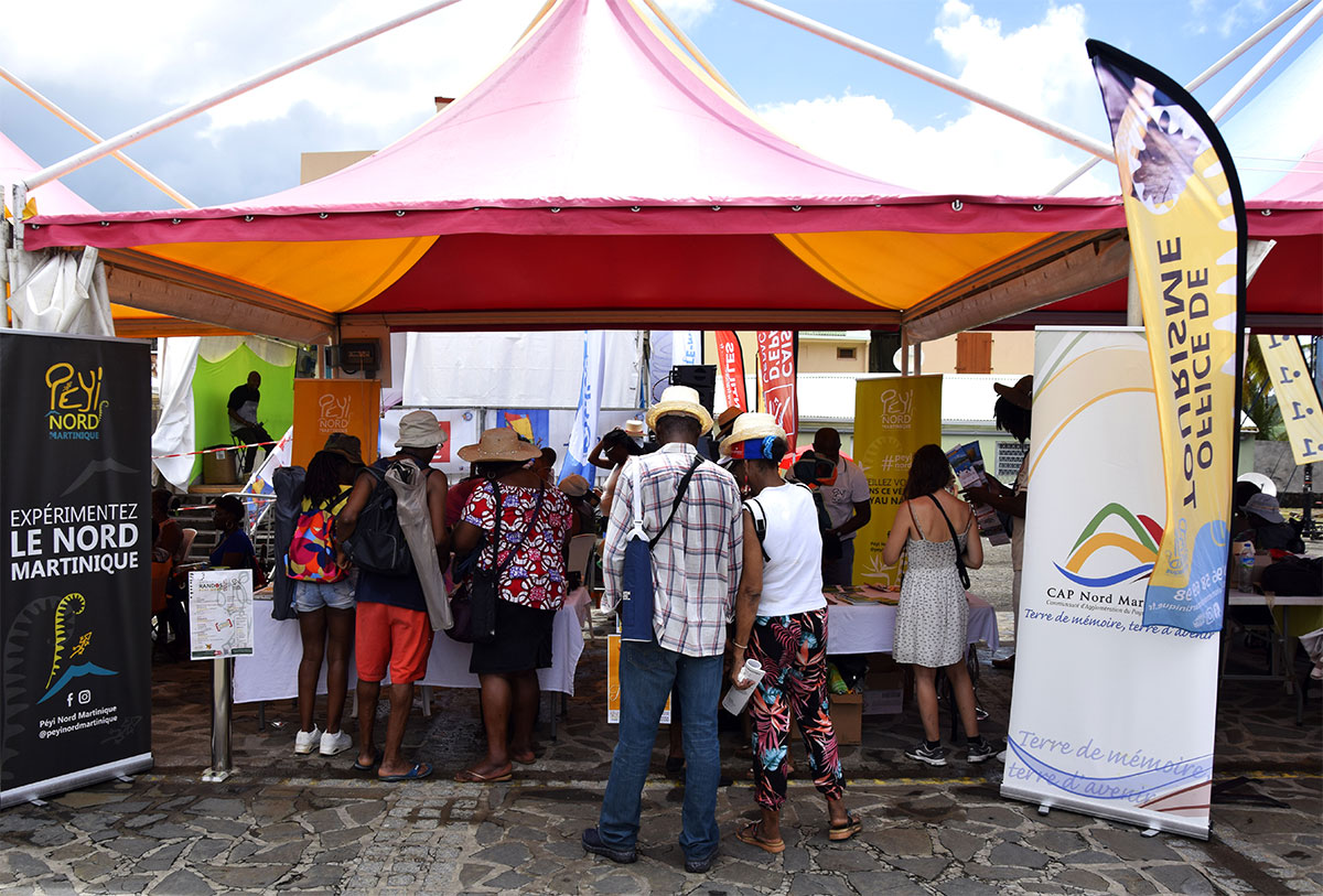 À Sainte-Marie et Saint-Pierre, l’Office de Tourisme Communautaire du Pays Nord Martinique (OTCNM) a brillamment promu les richesses du Nord